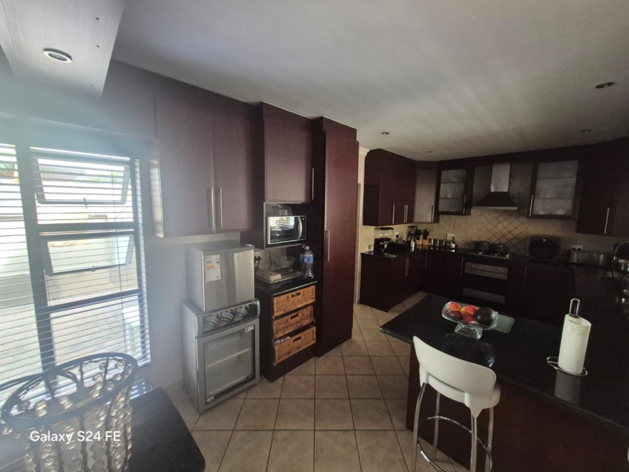 3 Bedroom Property for Sale in Safari Gardens North West